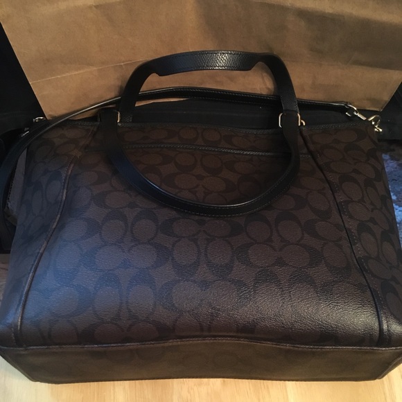 Coach City Pocket Black Signature Tote+ Wallet SET - Picture 3 of 8